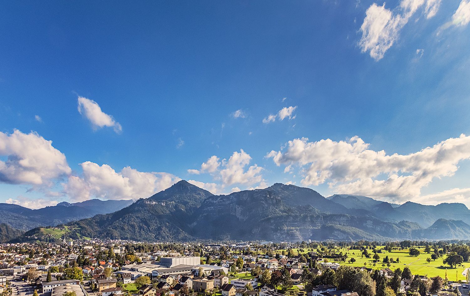 Aussicht vom Hotel Four Points by Sheraton Panoramahaus Dornbirn Aussicht vom Hotel Four Points by Sheraton Panoramahaus Dornbirn
