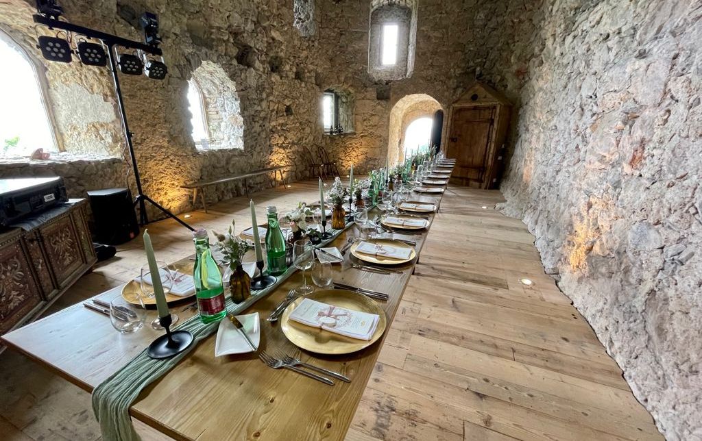 Alter Turm gedeckt Alter Turm gedeckt