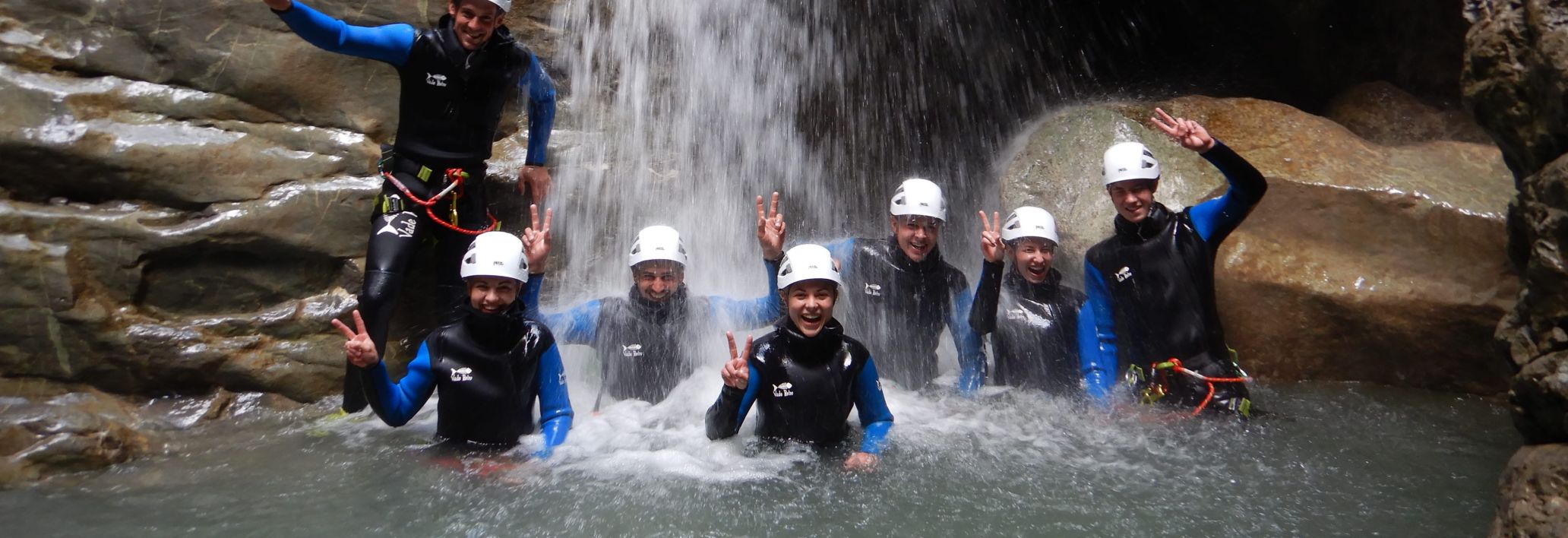 Teambuilding beim Canyoning Teambuilding beim Canyoning