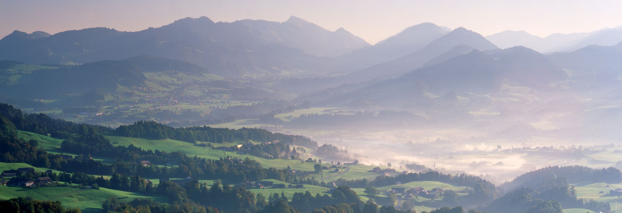 Blick in den Bregenzerwald bei Morgennebel Blick in den Bregenzerwald bei Morgennebel