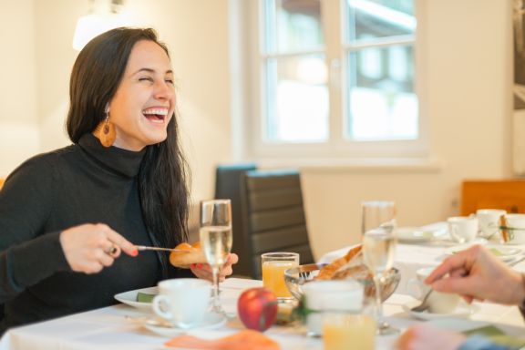 Frühstück Lün, Brand Frühstück Lün, Brand