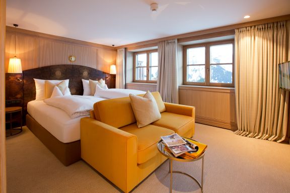 Sonnenburg Stammhaus GoldJuniorSuite  Sonnenburg Stammhaus GoldJuniorSuite