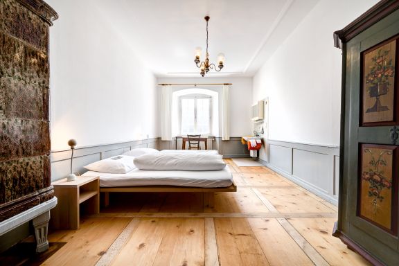 Zimmer im Seminarhotel Propstei St. Gerold Zimmer im Seminarhotel Propstei St. Gerold