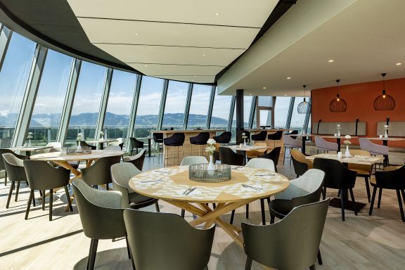 Panorama Restaurant im Four Points by Sheraton Panoramahaus Dornbirn Panorama Restaurant im Four Points by Sheraton Panoramahaus Dornbirn