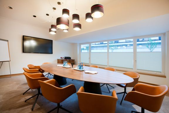 Besprechungsraum im Hotel Schwärzler, Bregenz Besprechungsraum im Hotel Schwärzler, Bregenz