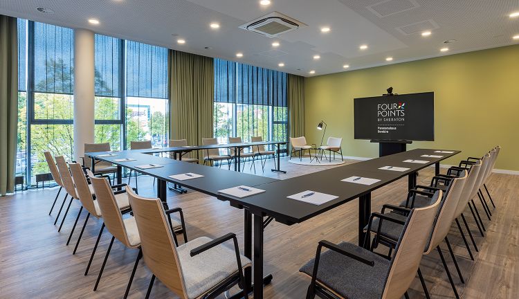 Meetingraum im Four Points by Sheraton Panoramahaus Dornbirn Meetingraum im Four Points by Sheraton Panoramahaus Dornbirn